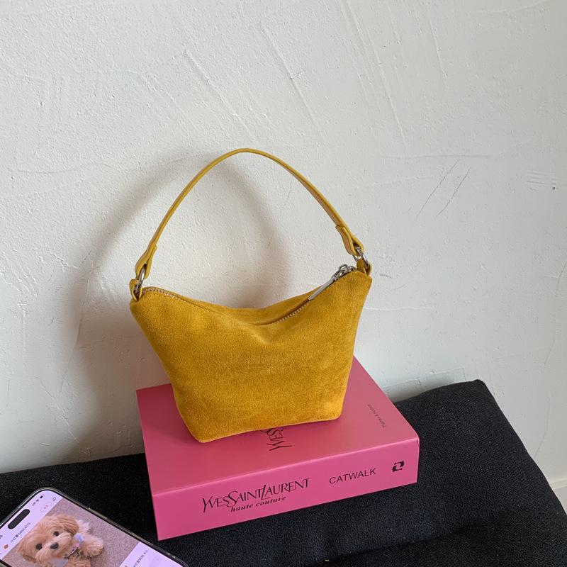 2026 Korean Versi Lunch Box Bag Trendy Matte Underarm Bag Women s Handbag Shoulder Bag High Quality Leather Crossbody Bag жовтий
2026 Korean Versi Lunch Box Bag Trendy Matte Underarm Bag Women s Handbag Shoulder Bag High Quality Leather Crossbody Bag жовтий