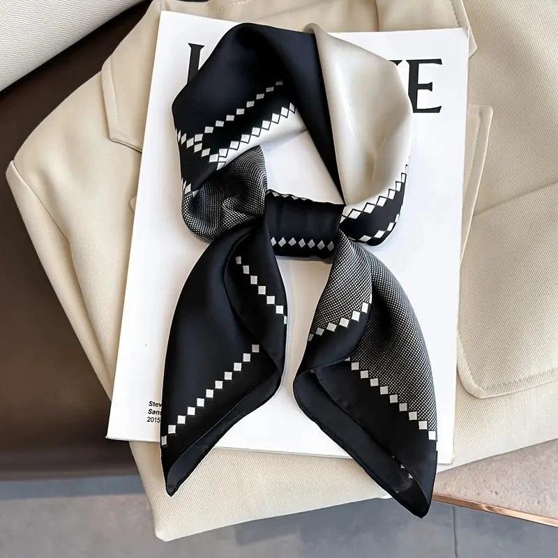 70cm Black and White Square Splicing Scarf Women Imitation Silk Amber Gilded Scarf Fashionable and Versatile Clothes Accessories зелений
70cm Black and White Square Splicing Scarf Women Imitation Silk Amber Gilded Scarf Fashionable and Versatile Clothes Accessories зелений