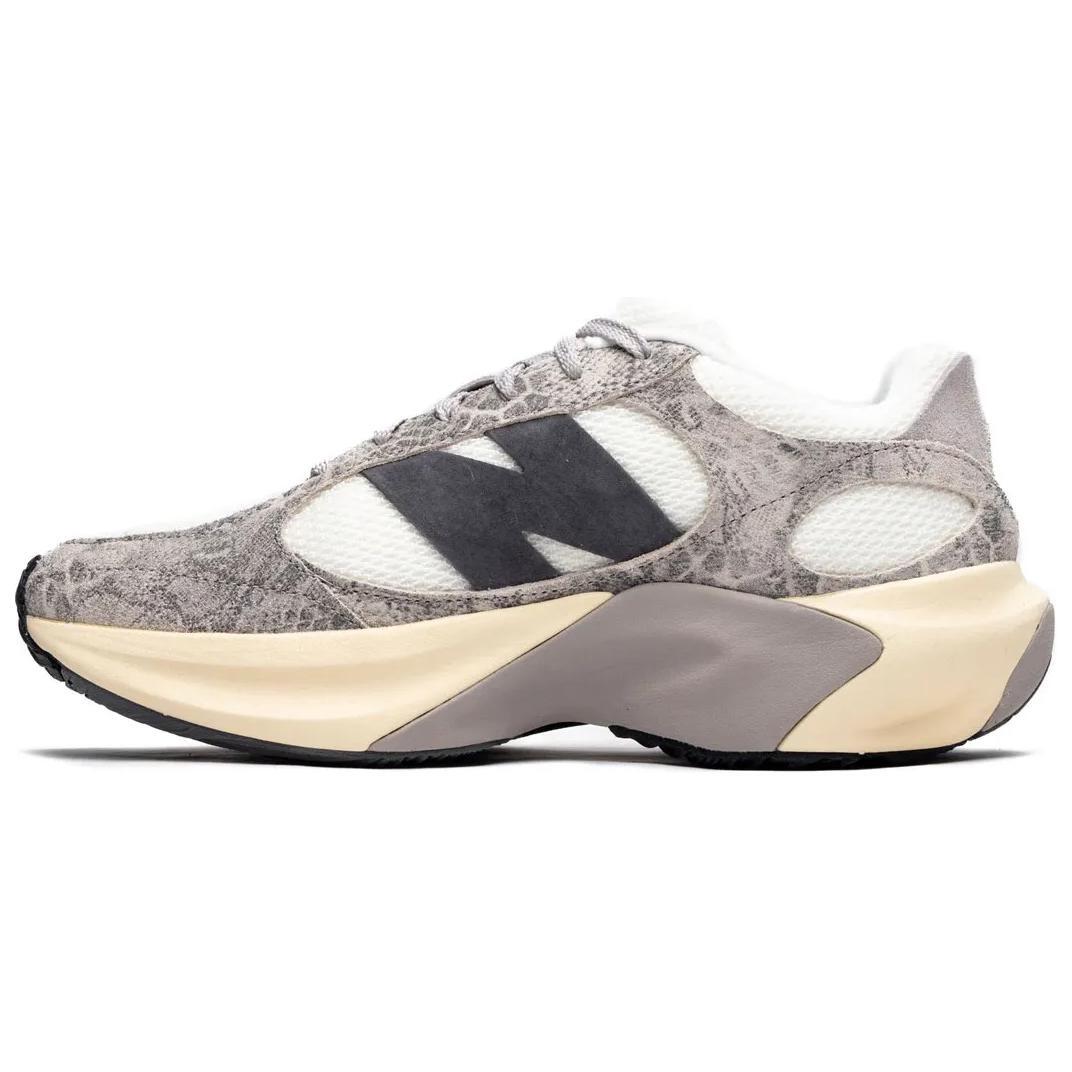 New Balance WRPD Runner Змеиная кожа - UWRPDNBS EU 37.5 слоновая кость
New Balance WRPD Runner Змеиная кожа - UWRPDNBS EU 37.5 слоновая кость
