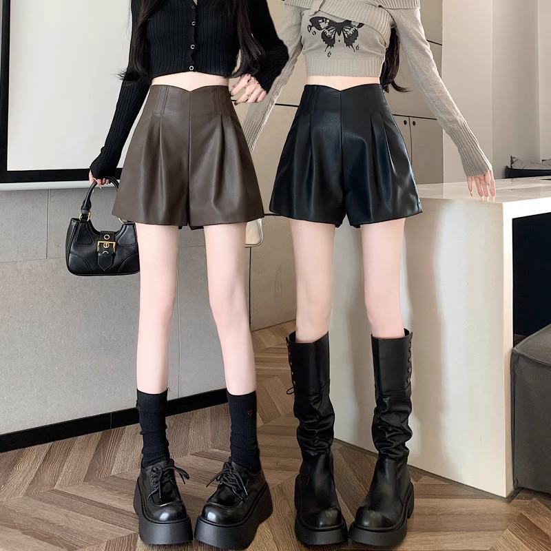 Petite Women s PU Leather High-Waist A-Line Boot Shorts - 2024 Autumn/Winter Versatile Wide-Leg Slimming Outerwear L
Petite Women s PU Leather High-Waist A-Line Boot Shorts - 2024 Autumn/Winter Versatile Wide-Leg Slimming Outerwear L