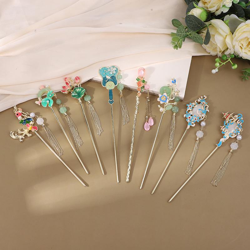 Ancient Style Hanfu Hairpin with Tassel – Versatile Qipao Headdress for Fairy-like Elegance
Ancient Style Hanfu Hairpin with Tassel – Versatile Qipao Headdress for Fairy-like Elegance
