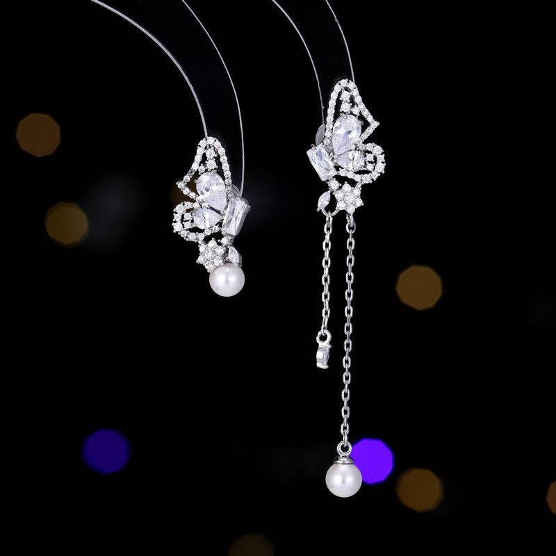 Серьги-иглы из серебра 925 пробы, премиум-класса, дизайн туфель AB, асимметричные, маленькие, нежные, с бахромой, серьги-бабочки
Серьги-иглы из серебра 925 пробы, премиум-класса, дизайн туфель AB, асимметричные, маленькие, нежные, с бахромой, серьги-бабочки