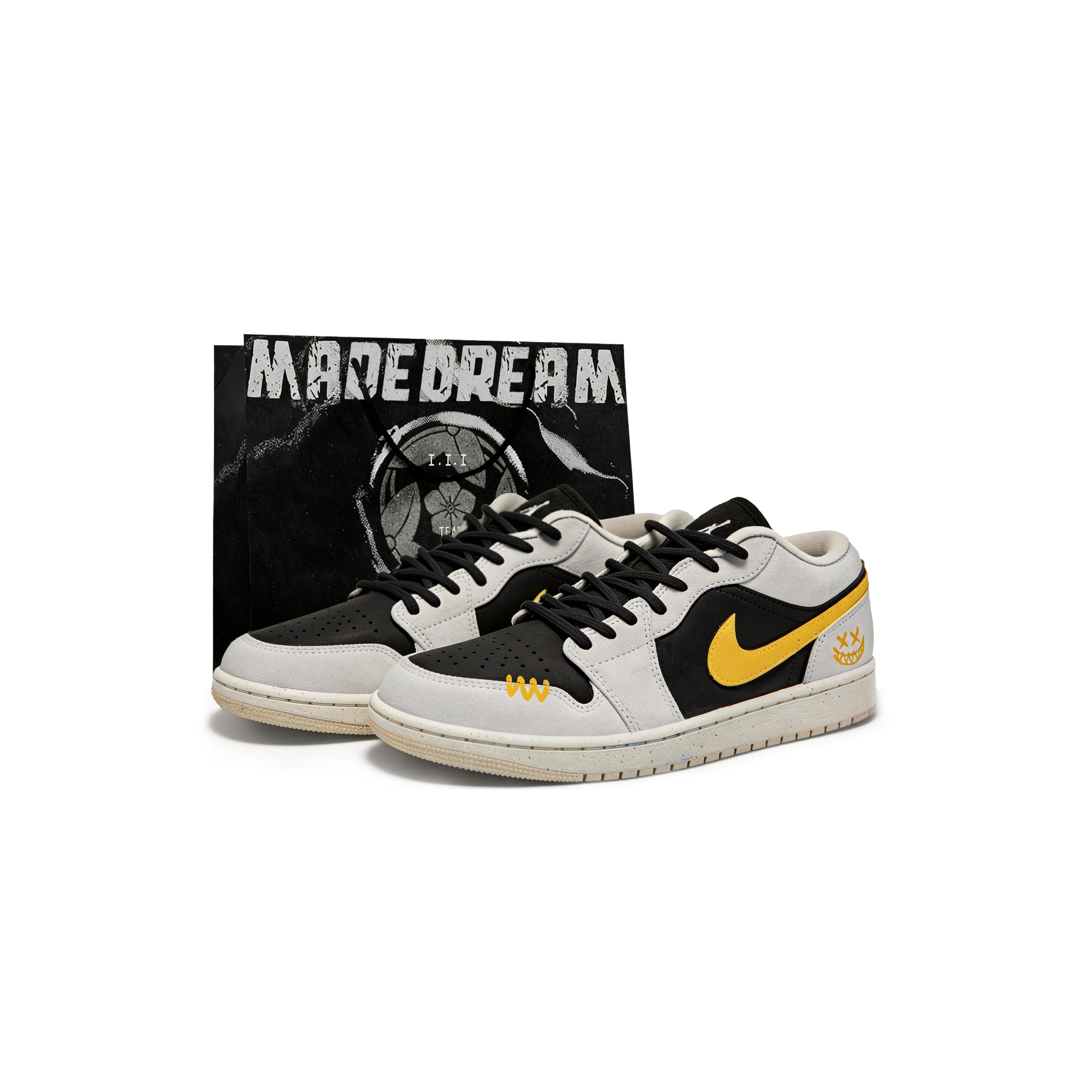 Jordan Air Jordan 1 Vintage Basketball Shoes Unisex Low top Black Gray HV4089-201(Team1326-SBOX) 45
Jordan Air Jordan 1 Vintage Basketball Shoes Unisex Low top Black Gray HV4089-201(Team1326-SBOX) 45