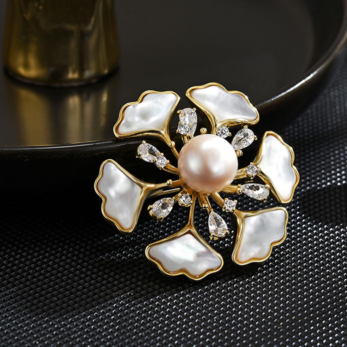 Women s Fashion Light Luxury Simple Temperament Simulation Pearl Snowflake Brooch Shell Flower Suit Accessories
Women s Fashion Light Luxury Simple Temperament Simulation Pearl Snowflake Brooch Shell Flower Suit Accessories