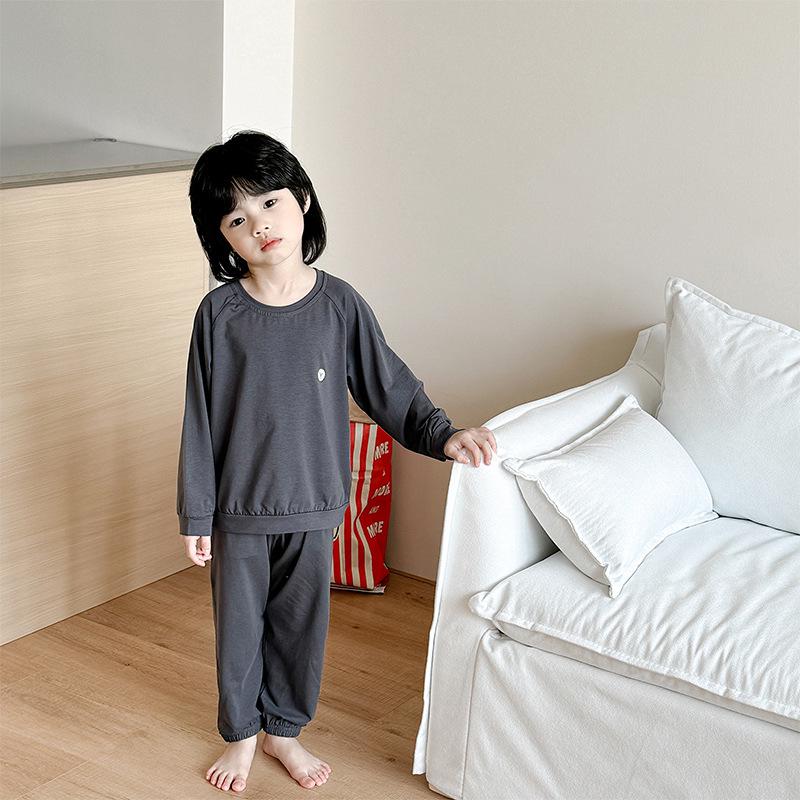 Children s Long Sleeve Lyocell Pajama Set - Breathable Spring/Summer Sleepwear for Boys & Girls (Sizes 140-160) 160 cm
Children s Long Sleeve Lyocell Pajama Set - Breathable Spring/Summer Sleepwear for Boys & Girls (Sizes 140-160) 160 cm