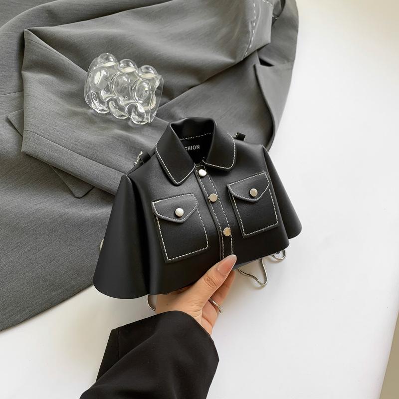 Маленькая сумка Niche Design, женская, лето 2024, новая мода, персонализированная сумка-мессенджер, иностранный стиль, простая маленькая квадратная сумка для поездок на работу чёрный
Маленькая сумка Niche Design, женская, лето 2024, новая мода, персонализированная сумка-мессенджер, иностранный стиль, простая маленькая квадратная сумка для поездок на работу чёрный