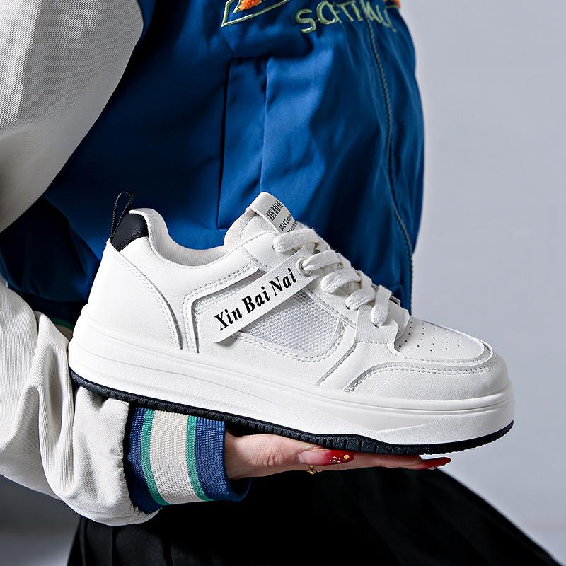 Summer new breathable thick-soled little white shoes versatile casual women s shoes student muffin shoes women 35
Summer new breathable thick-soled little white shoes versatile casual women s shoes student muffin shoes women 35