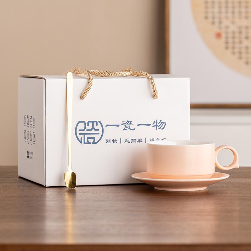 Подарочный набор кофейных чашек Ретро чашка Чашка для латте Современная чашка для молочного чая Легкая роскошная керамическая чашка Блюдце Бизнес-подарок 150ML