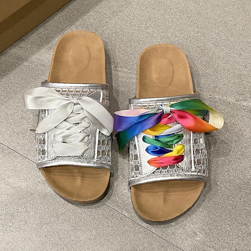 Женские тапочки Лето Новая Мода Красочные На шнуровке Сандалии на плоской подошве Женские Универсальные Шлепанцы Повседневная Пляжная обувь 40 серебряный
Женские тапочки Лето Новая Мода Красочные На шнуровке Сандалии на плоской подошве Женские Универсальные Шлепанцы Повседневная Пляжная обувь 40 серебряный