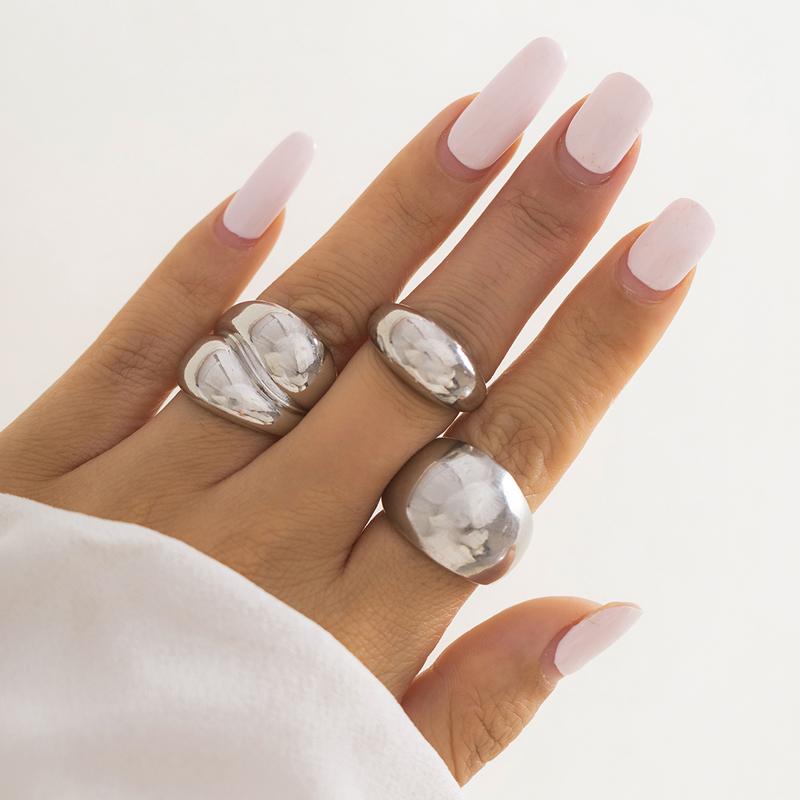 Fashion Brown Stone Irregular Opening Rings Set for Women Luxury Gold Color Wrinkled Lines Finger Rings Personality Wear Zircon
Fashion Brown Stone Irregular Opening Rings Set for Women Luxury Gold Color Wrinkled Lines Finger Rings Personality Wear Zircon
