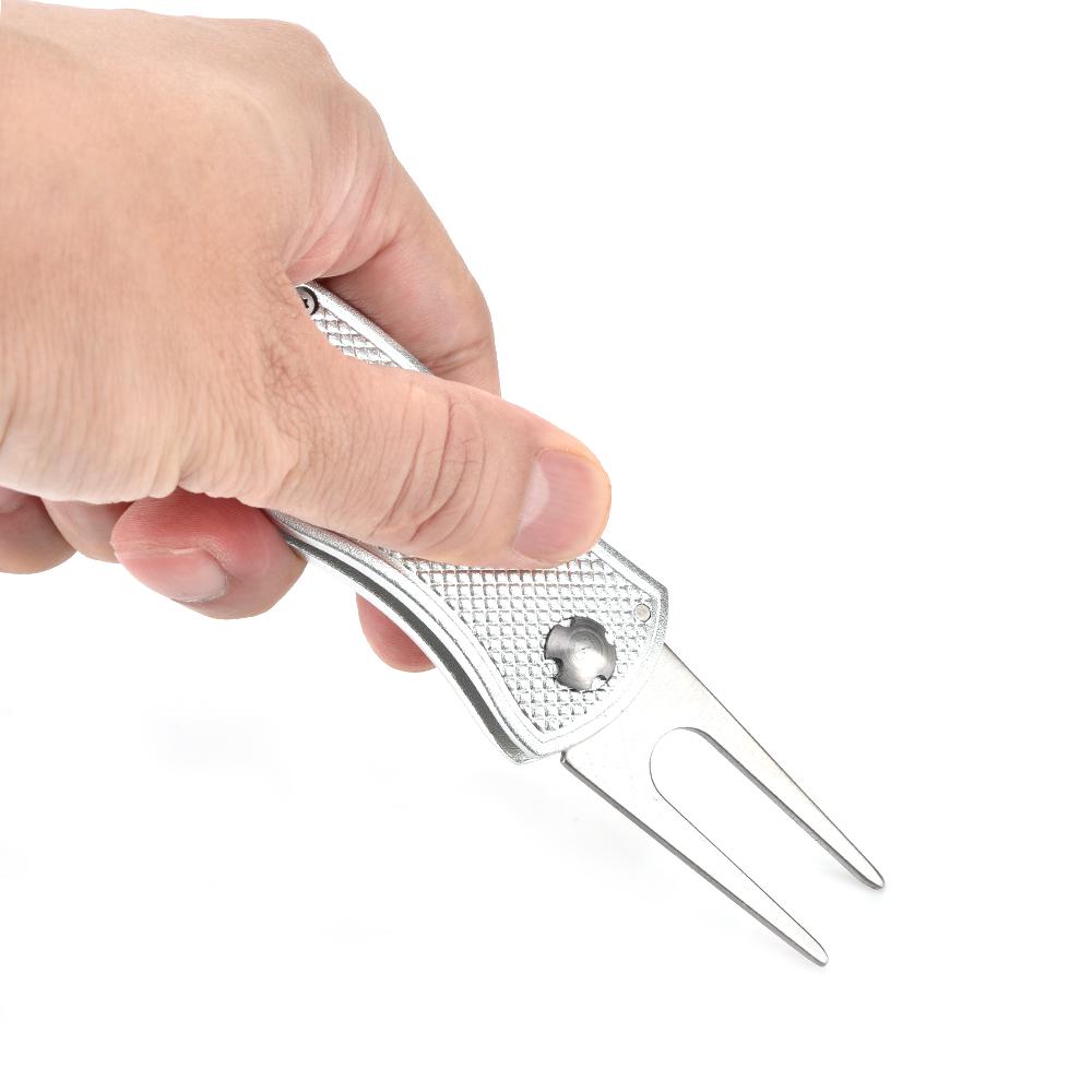 Stainless Steel Fork Aluminum Alloy Handle Foldable Golf Divot Tool with Magnetic Ball Marker синій
Stainless Steel Fork Aluminum Alloy Handle Foldable Golf Divot Tool with Magnetic Ball Marker синій