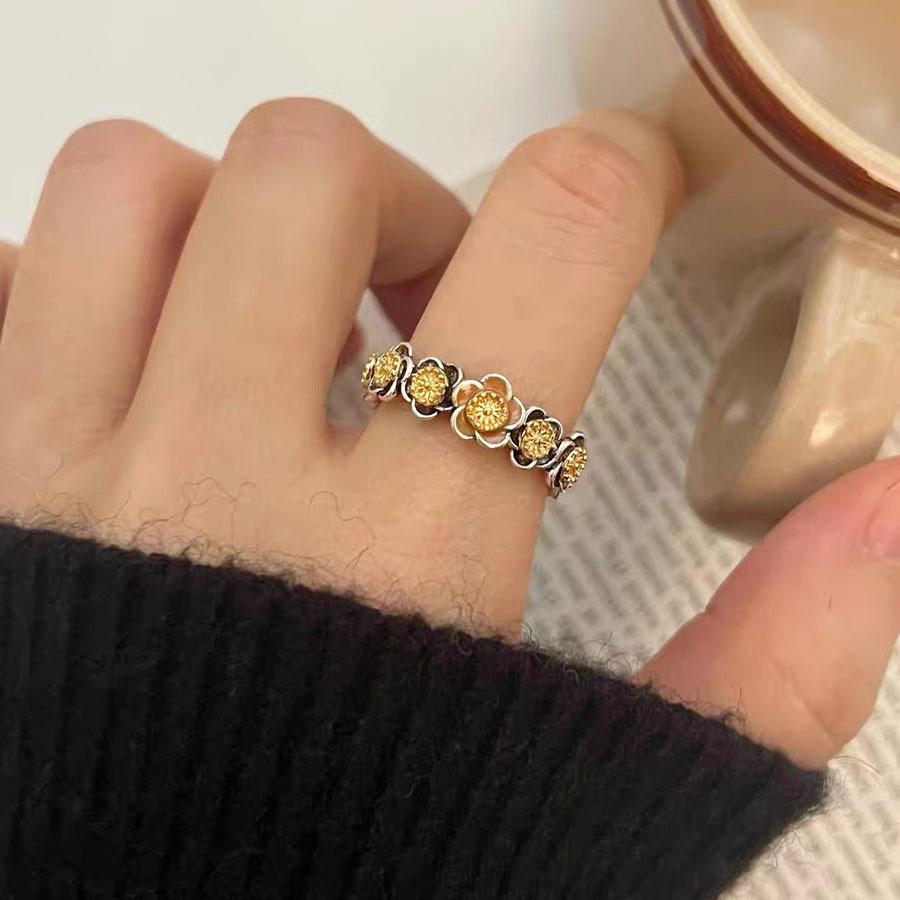 Unique domineering Maillard tiger s eye stone ring women s niche design sense index finger ring exquisite heavy industry personality oval ring
Unique domineering Maillard tiger s eye stone ring women s niche design sense index finger ring exquisite heavy industry personality oval ring