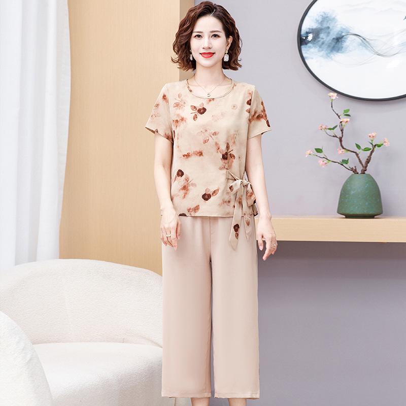 Summer Fashion Set for Mothers: Stylish Short Sleeve Outfit for Ages 40-50 XL (approx. 85-105 lbs) хаки
Summer Fashion Set for Mothers: Stylish Short Sleeve Outfit for Ages 40-50 XL (approx. 85-105 lbs) хаки