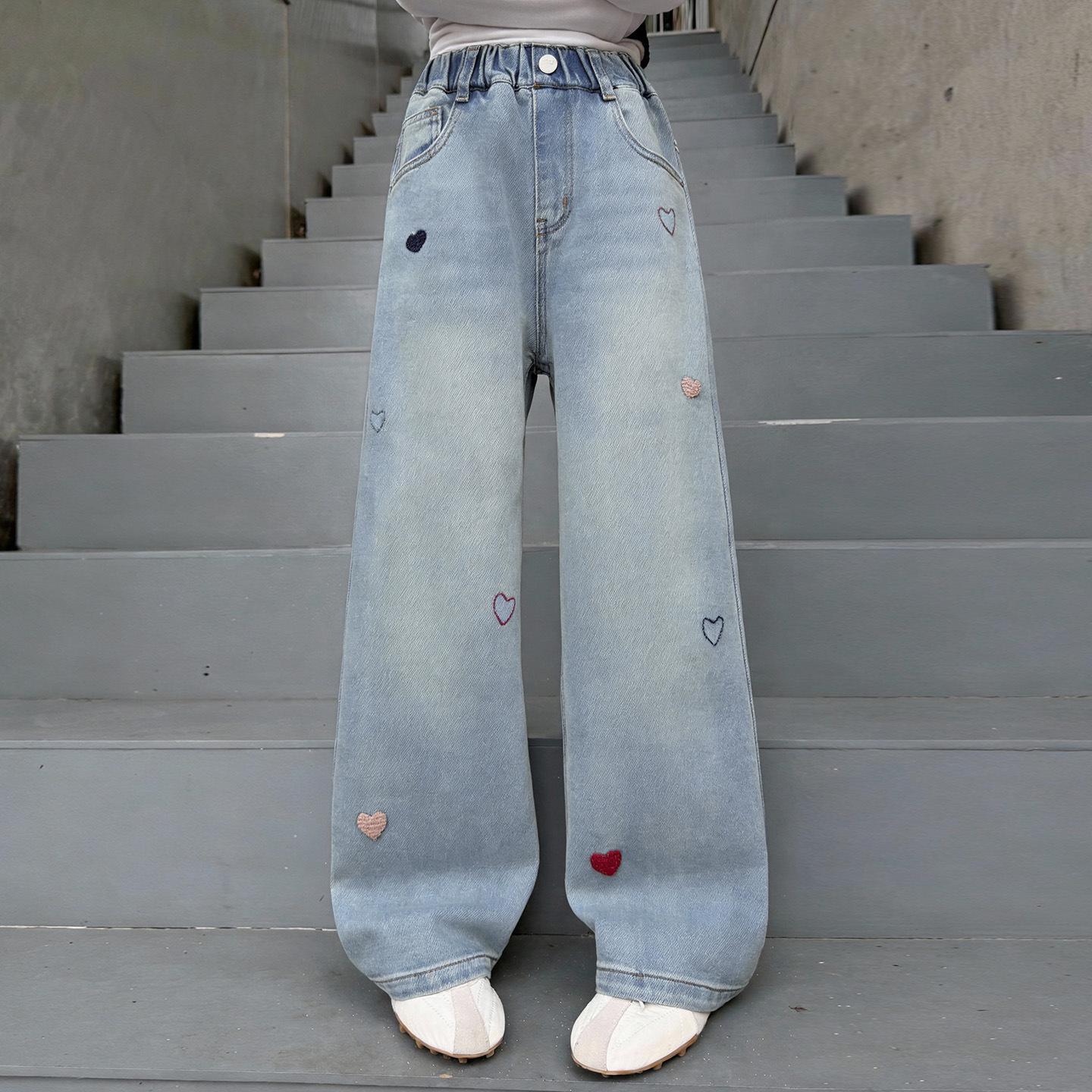 Girls 2026 Spring/Autumn Stylish Straight/Wide Leg Jeans for Big Kids 120 cm
Girls 2026 Spring/Autumn Stylish Straight/Wide Leg Jeans for Big Kids 120 cm