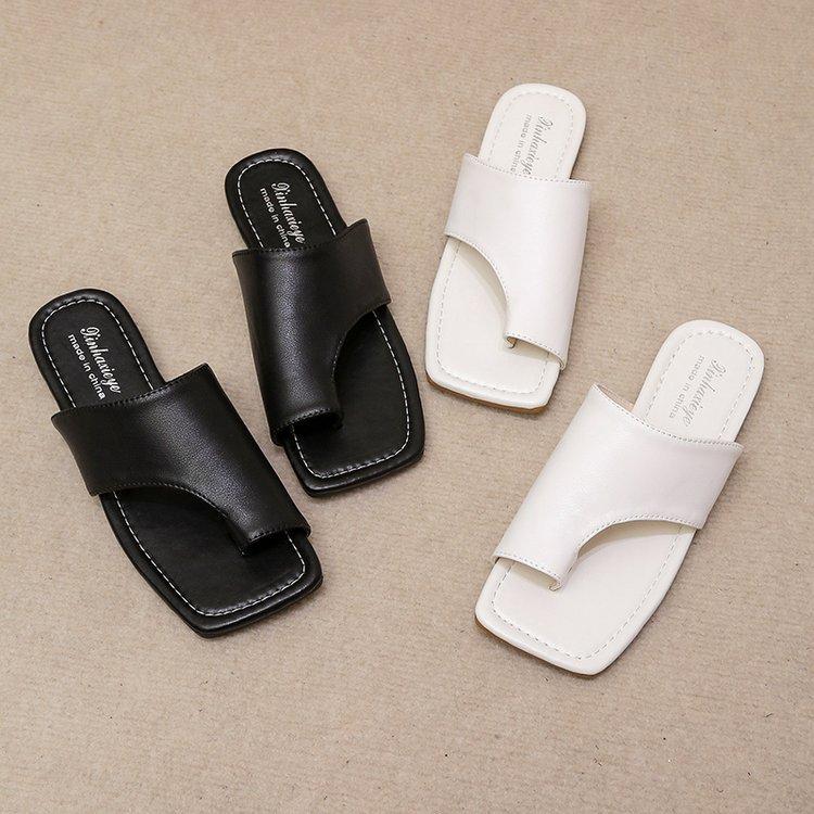2024 summer new simple fashion flat-bottomed slippers women s British style square head cover toe beach cool slippers women s spot 35 белый
2024 summer new simple fashion flat-bottomed slippers women s British style square head cover toe beach cool slippers women s spot 35 белый