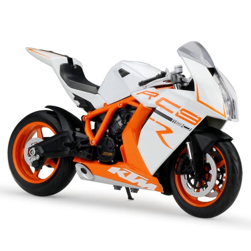 1:10. Белая спортивная гоночная модель KTM 1190 RC8 R из коллекции литых под давлением металлических мотоциклов
1:10. Белая спортивная гоночная модель KTM 1190 RC8 R из коллекции литых под давлением металлических мотоциклов