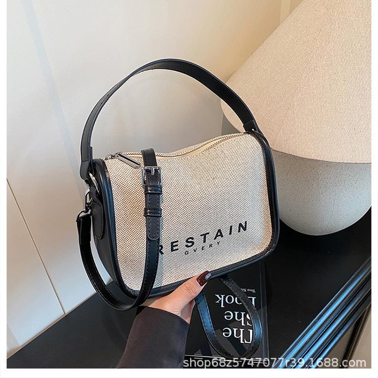 New Lunch Box Bag 2025 Fashion Casual Versatile Shoulder Bag Women s Letter Crossbody Bag Canvas Small Square Bag бежевий
New Lunch Box Bag 2025 Fashion Casual Versatile Shoulder Bag Women s Letter Crossbody Bag Canvas Small Square Bag бежевий