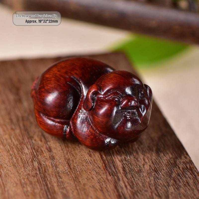 Green Sandalwood Carved Lucky Pig Ornament - Solid Wood Pig Handicraft for Tea Table and Decoration.
Green Sandalwood Carved Lucky Pig Ornament - Solid Wood Pig Handicraft for Tea Table and Decoration.