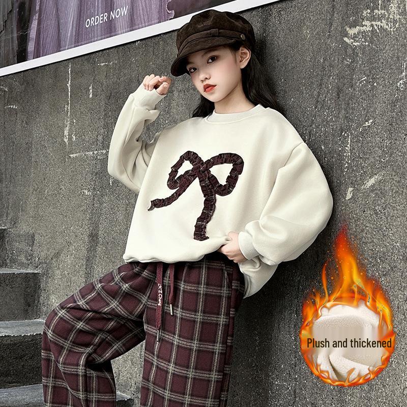 Стильный флисовый свитшот для девочек и комплект толстых клетчатых брюк на осень/зиму 2025 170 cm
Стильный флисовый свитшот для девочек и комплект толстых клетчатых брюк на осень/зиму 2025 170 cm