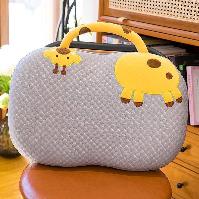 Summer Polar Bear Doll Lying on The Dog Ice Silk Pillow on The Bed Sleeping Long Strips of Legs Clamped Against Pillow Girl Sleeping 50*35cm
Summer Polar Bear Doll Lying on The Dog Ice Silk Pillow on The Bed Sleeping Long Strips of Legs Clamped Against Pillow Girl Sleeping 50*35cm