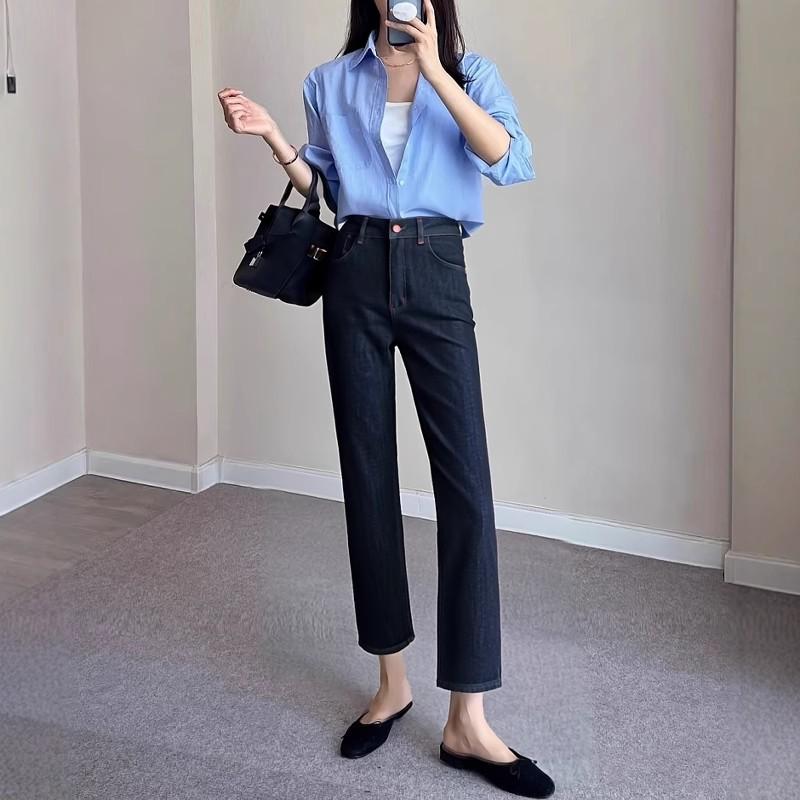 Denim Blue Fleece-Lined Cigarette Pants with Yellow Flower, Stretchable, Winter 2025 Collection, Nine-Point Straight-Leg Jeans. Size 30
Denim Blue Fleece-Lined Cigarette Pants with Yellow Flower, Stretchable, Winter 2025 Collection, Nine-Point Straight-Leg Jeans. Size 30