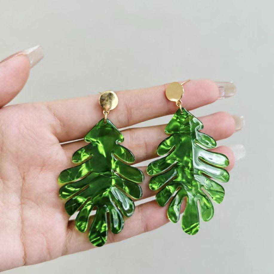 European and American ear jewelry retro simple acrylic acetate earrings, geometric oval pendant earrings
European and American ear jewelry retro simple acrylic acetate earrings, geometric oval pendant earrings