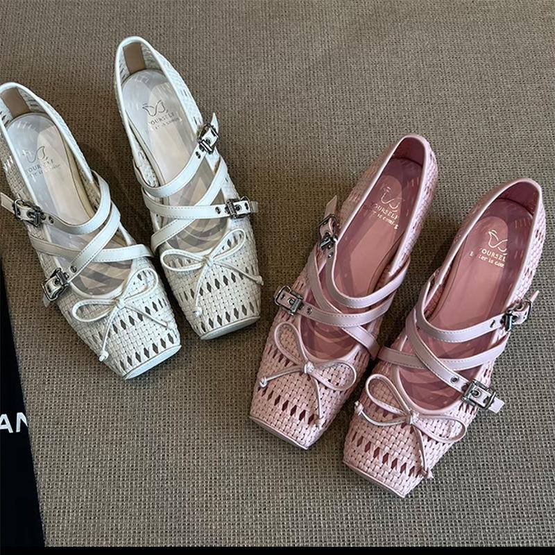 Square head woven hollow thick heel shoes women s shoes versatile belt buckle bag head sandals fashion sandals women s summer models 42 рожевий
Square head woven hollow thick heel shoes women s shoes versatile belt buckle bag head sandals fashion sandals women s summer models 42 рожевий