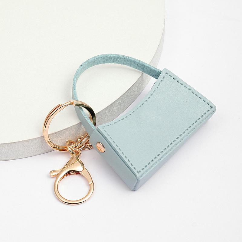 Мини-брелок, милый маленький изогнутый мешок, брелок цвета конфет, креативное украшение для автомобиля Kawaii
Мини-брелок, милый маленький изогнутый мешок, брелок цвета конфет, креативное украшение для автомобиля Kawaii