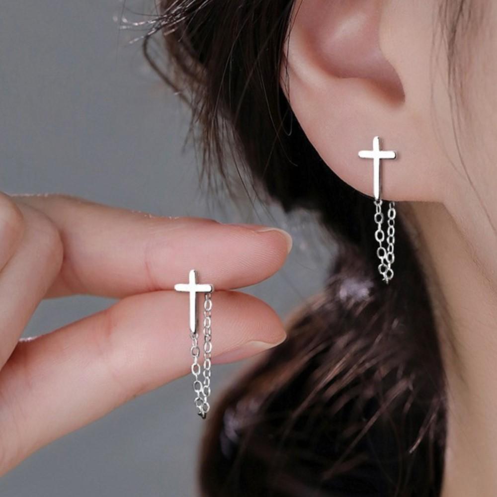 PANJBJ Silver Color Cross Chain Hoop Earring for Women Classic Punk Hip-Hop Classic Trend Fashion Jewelry Gift Dropshipping
PANJBJ Silver Color Cross Chain Hoop Earring for Women Classic Punk Hip-Hop Classic Trend Fashion Jewelry Gift Dropshipping