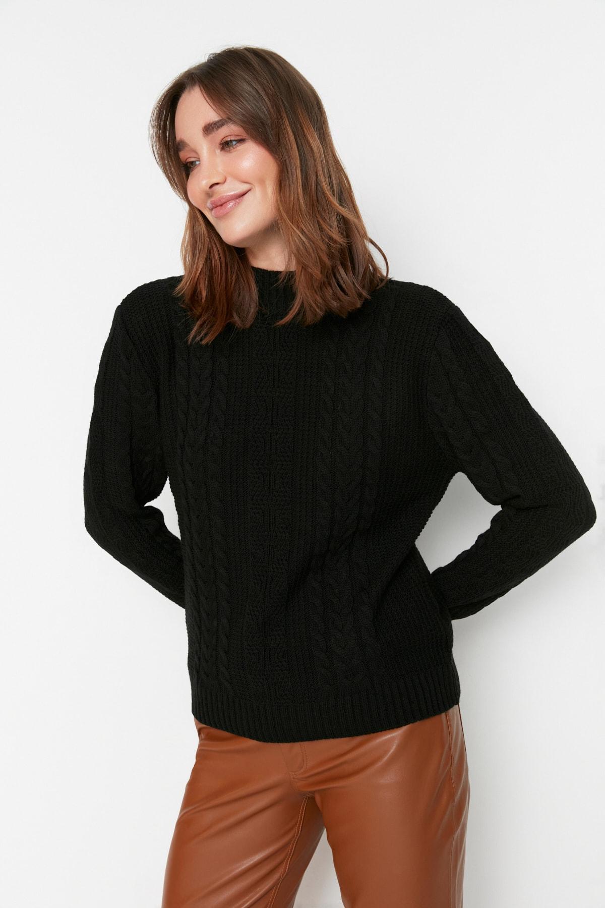 Свитер - Черный - Классический крой 
Свитер - Черный - Классический крой