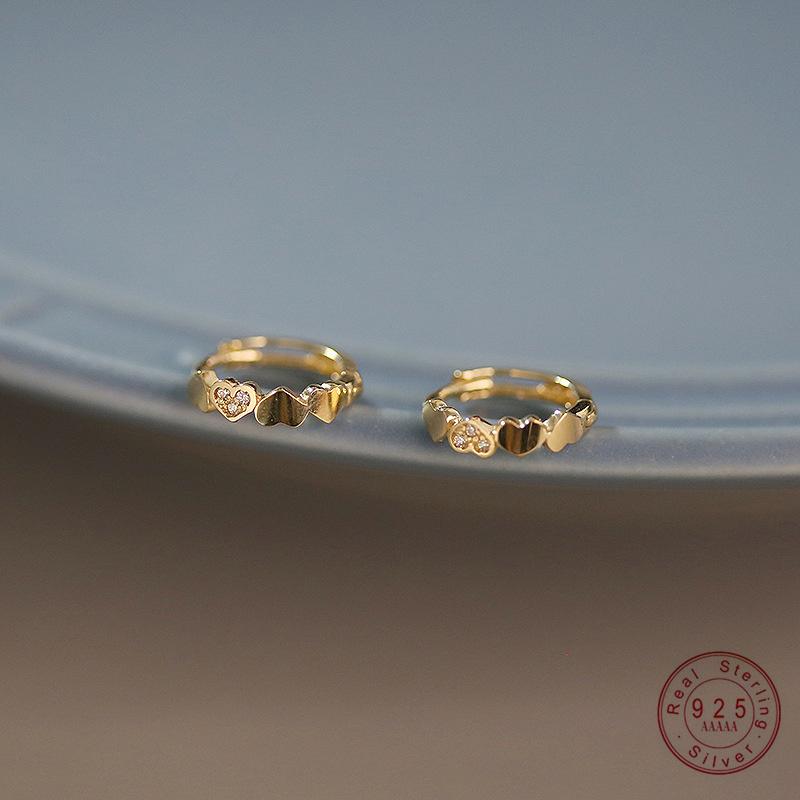 925 Sterling Silver Smooth Inlaid zirconia Heart Stud Earrings For Women Fine Jewelry Valentine’s Day Gift Silver
925 Sterling Silver Smooth Inlaid zirconia Heart Stud Earrings For Women Fine Jewelry Valentine’s Day Gift Silver