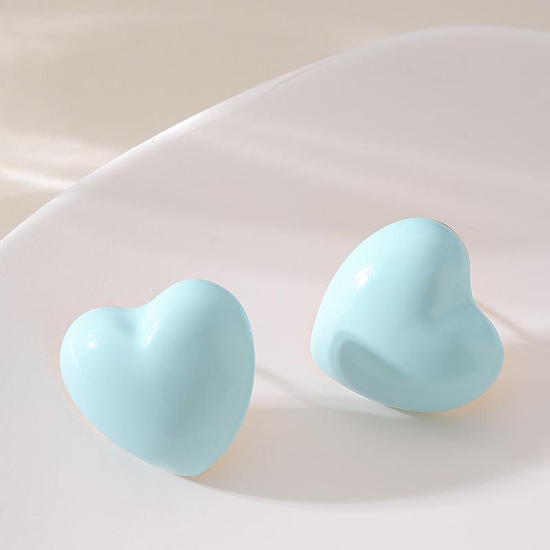 Super fairy sweet temperament dripping macaron love stud earrings high-end sense niche exquisite vacation style earrings
Super fairy sweet temperament dripping macaron love stud earrings high-end sense niche exquisite vacation style earrings