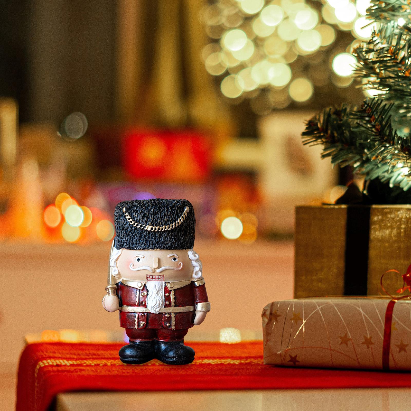 Christmas Nutcracker Figure Nutcracker Figure Decor Statue Sculpture Photo Props Resin Ornament for Bookshelf Shelves Party
Christmas Nutcracker Figure Nutcracker Figure Decor Statue Sculpture Photo Props Resin Ornament for Bookshelf Shelves Party