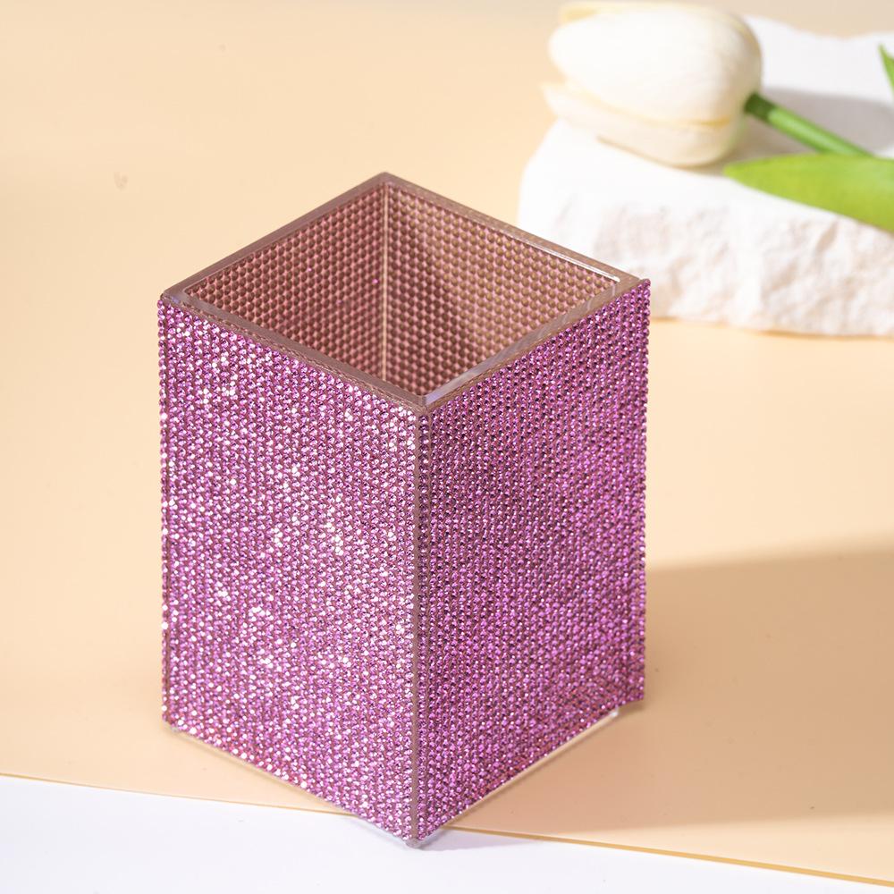 Diamond-encrusted high-value beauty tools storage bucket, bathroom, bedroom, vanity table, multi-function makeup brush storage bucket розовый
Diamond-encrusted high-value beauty tools storage bucket, bathroom, bedroom, vanity table, multi-function makeup brush storage bucket розовый