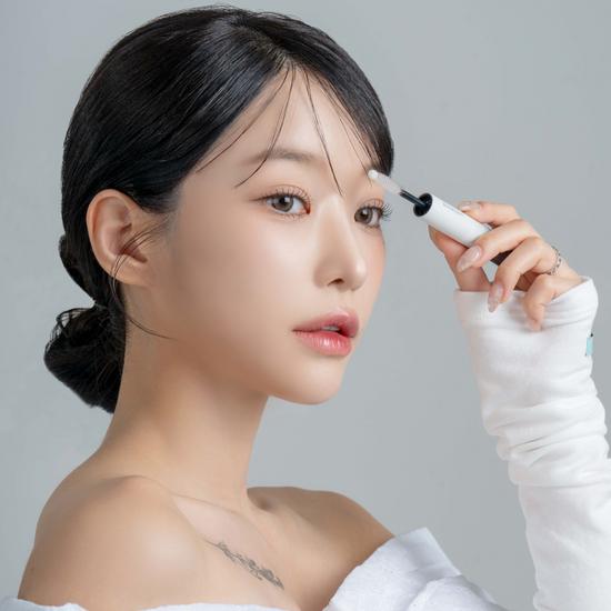 Innete Lavish Miracle Dual Serum 13g
Innete Lavish Miracle Dual Serum 13g