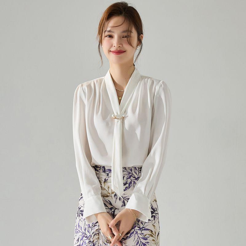 Spring and Autumn New Versatile Detachable Pearl Buckle Satin Tie-Neck Professional Work Commuter Wind Shirts Women White M
Spring and Autumn New Versatile Detachable Pearl Buckle Satin Tie-Neck Professional Work Commuter Wind Shirts Women White M