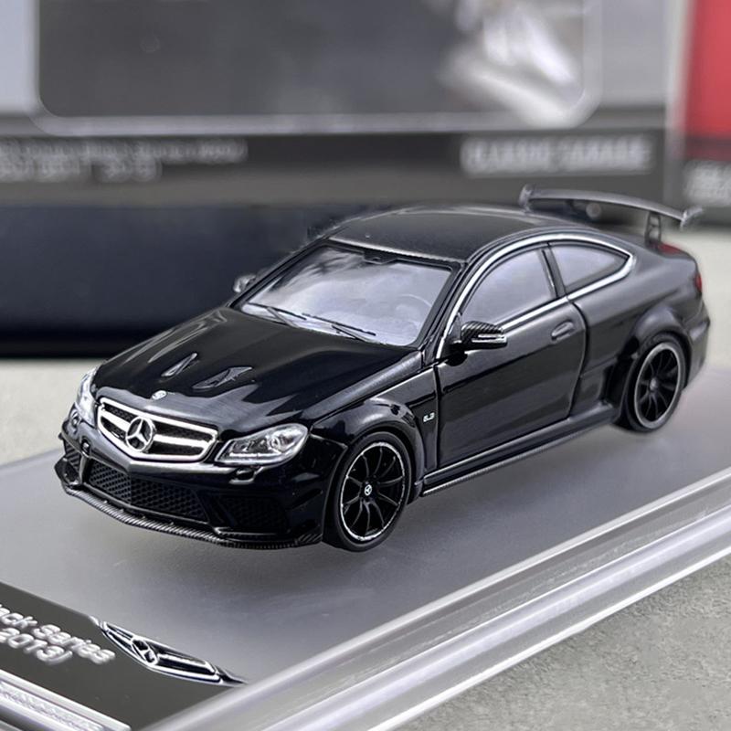 Classic Garage 1:64 C63 Coupe Black Series Alloy Car Diecasts & Toy Vehicles Car Model Miniature Scale Model Car For Children
Classic Garage 1:64 C63 Coupe Black Series Alloy Car Diecasts & Toy Vehicles Car Model Miniature Scale Model Car For Children