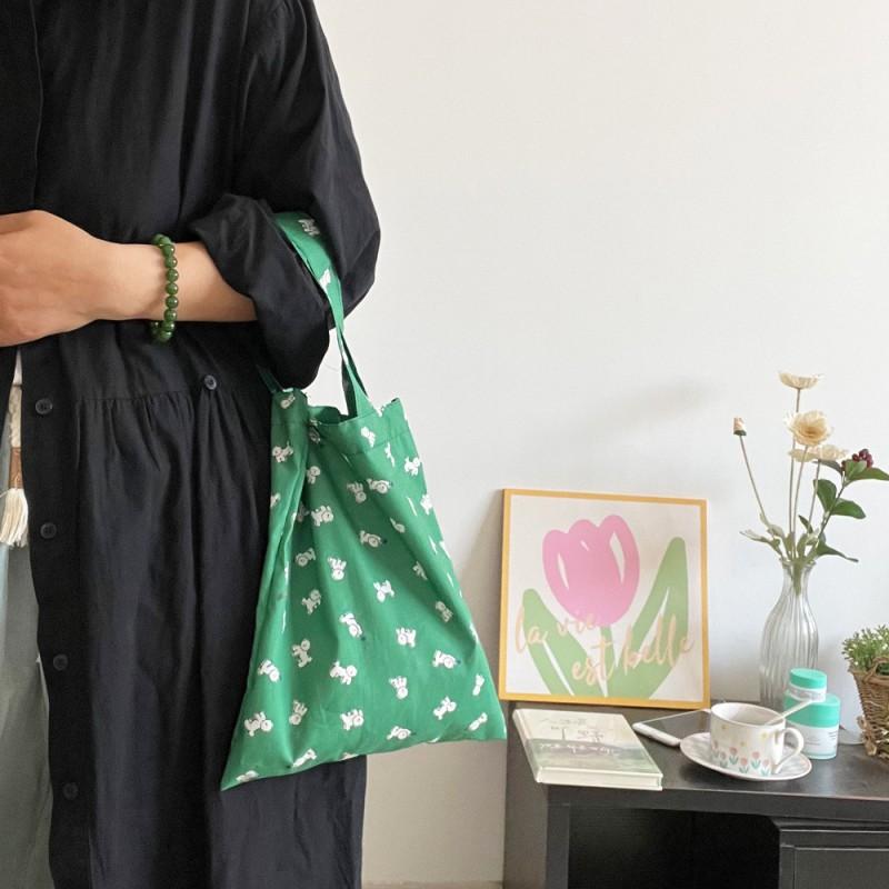 Cartoon Cotton Printed Fabric Dark Green Background Color Cute Dog Thin Shoulder Bag Handbag All-match Daily Add puppy pendant
Cartoon Cotton Printed Fabric Dark Green Background Color Cute Dog Thin Shoulder Bag Handbag All-match Daily Add puppy pendant
