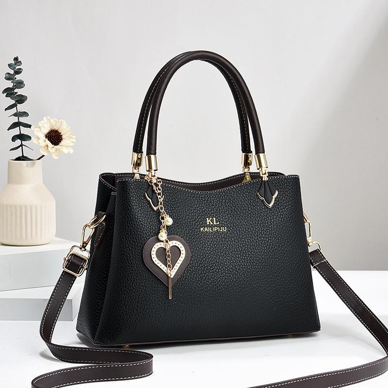 Trendy Macaron Color Shoulder Bag For Women Spacious Stylish Crossbody Handbag
Trendy Macaron Color Shoulder Bag For Women Spacious Stylish Crossbody Handbag