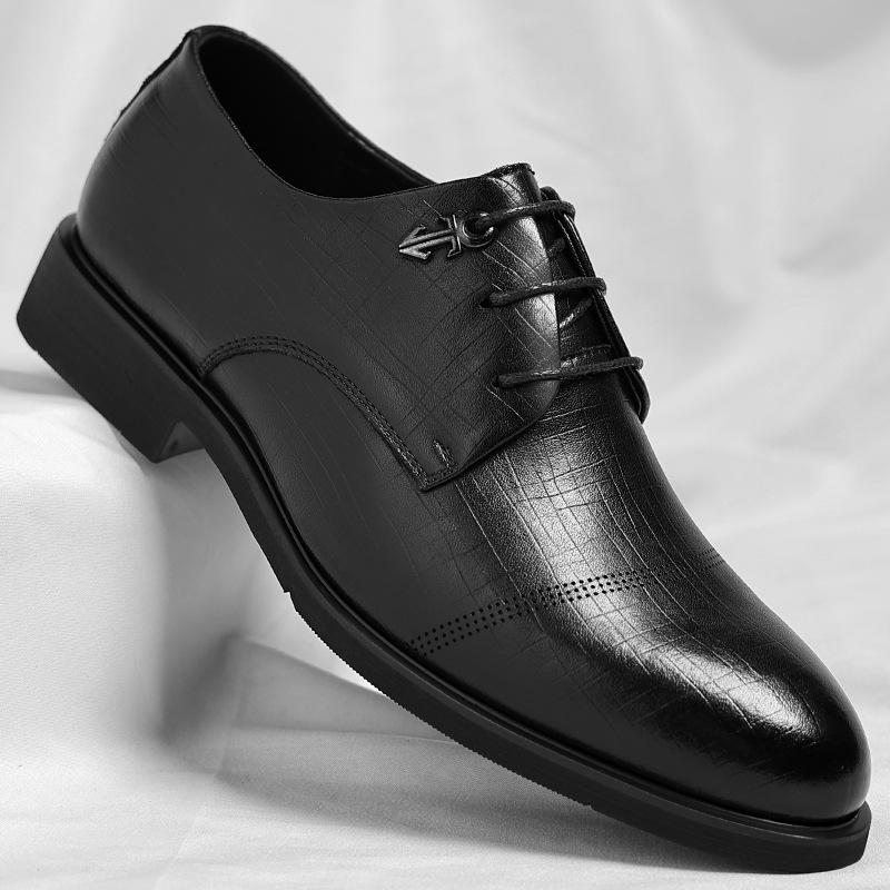 Leather shoes men s spring formal men s shoes heightened 6CM gentleman with suit leather shoes 2025 37
Leather shoes men s spring formal men s shoes heightened 6CM gentleman with suit leather shoes 2025 37