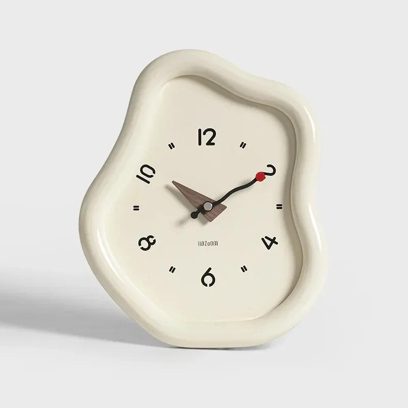 Clock entrance tabletop ornament белый
Clock entrance tabletop ornament белый