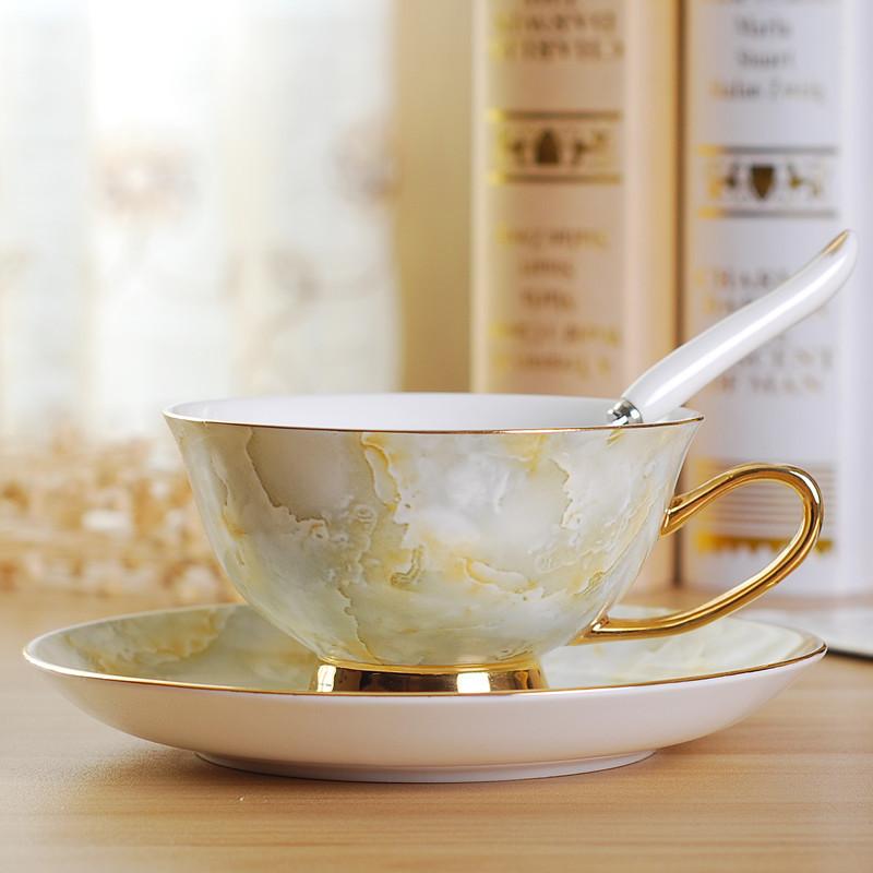 200 мл европейский стиль чашка кофе блюдце ложка набор масляная живопись искусство керамическая кружка чайные чашки посуда для дома кухня послеобеденный чай подарок
200 мл европейский стиль чашка кофе блюдце ложка набор масляная живопись искусство керамическая кружка чайные чашки посуда для дома кухня послеобеденный чай подарок