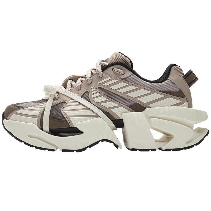 FILA Spaceman Dad Shoes US 8.5
FILA Spaceman Dad Shoes US 8.5