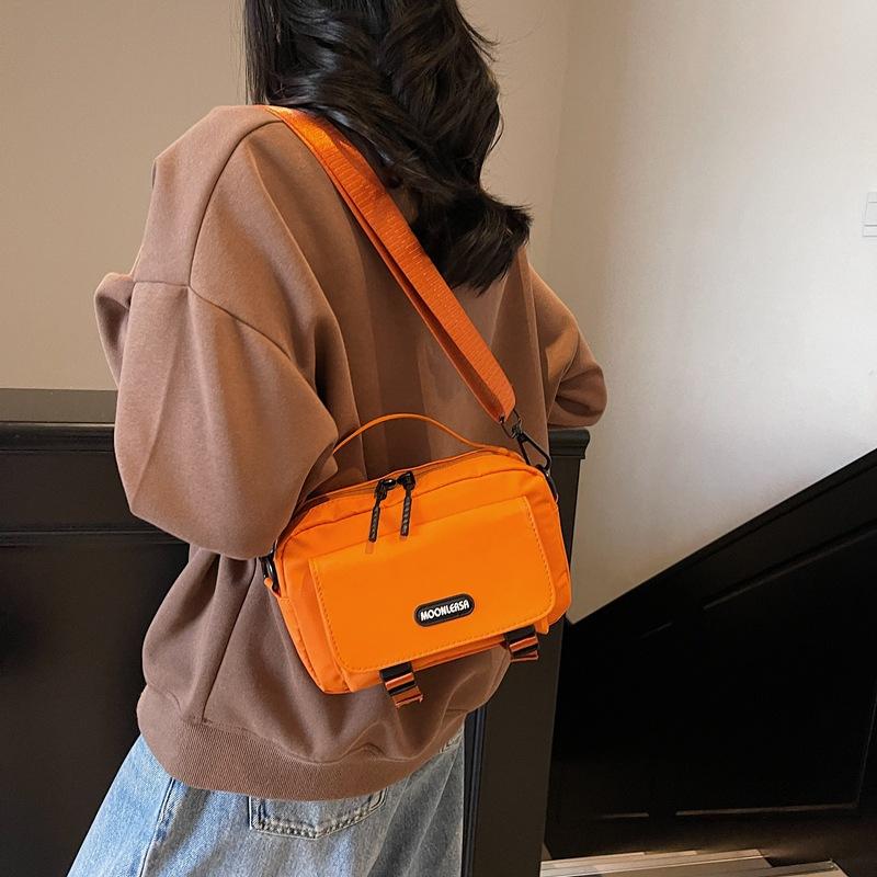 Single shoulder messenger bag large capacity 2025 small square bag fashion messenger bag unisex mobile phone bag tide bag чёрный
Single shoulder messenger bag large capacity 2025 small square bag fashion messenger bag unisex mobile phone bag tide bag чёрный