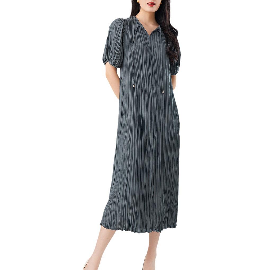 Женское летнее приталенное однотонное платье свободного кроя А-силуэта средней длины с завязкой на талии One Size серый
Женское летнее приталенное однотонное платье свободного кроя А-силуэта средней длины с завязкой на талии One Size серый