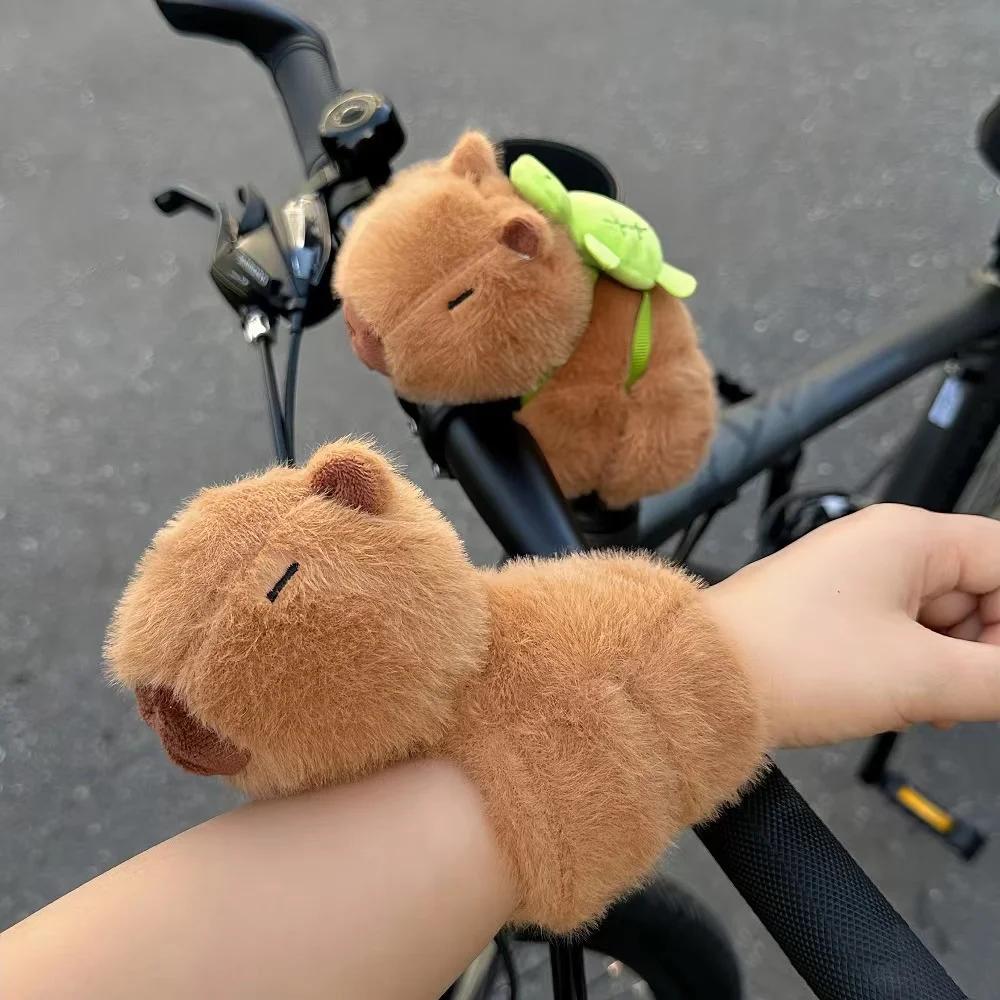 Браслет на запястье Capybara Clap Circle Toys Slap Snap Wrap Wrist Лежащая кукла Capybara Мягкая игрушка Кольцо на руку Pop Circles Детский подарок
Браслет на запястье Capybara Clap Circle Toys Slap Snap Wrap Wrist Лежащая кукла Capybara Мягкая игрушка Кольцо на руку Pop Circles Детский подарок
