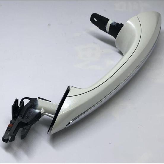 Дверная ручка без ключа для BMW F07 F10 F06 F11 F01 F03 F04 F12 F13 640d 640i 650i M6 730d 730i 740d
Дверная ручка без ключа для BMW F07 F10 F06 F11 F01 F03 F04 F12 F13 640d 640i 650i M6 730d 730i 740d