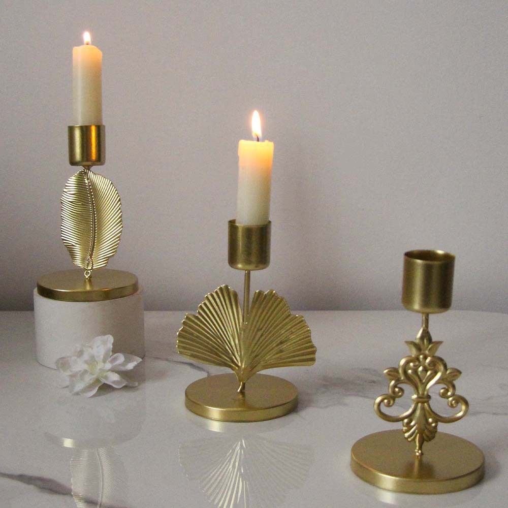 Rust-proof Plant Leaf Candle Stand Exquisite Desktop Aromatherapy Rack Candlelight Dinner Style 2
Rust-proof Plant Leaf Candle Stand Exquisite Desktop Aromatherapy Rack Candlelight Dinner Style 2