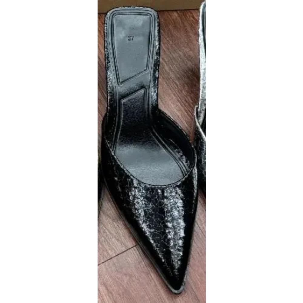 Летние босоножки на высоком каблуке с острым носком для женщин, брендовые дизайнерские сексуальные уличные блестящие кожаные вечерние платья, женские мюли, обувь оптом 36 серый
Летние босоножки на высоком каблуке с острым носком для женщин, брендовые дизайнерские сексуальные уличные блестящие кожаные вечерние платья, женские мюли, обувь оптом 36 серый