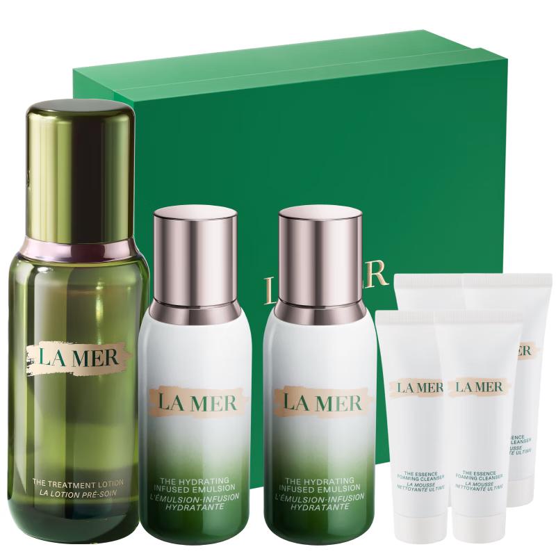 LA MER Revitalizing Skincare Gift Sets
LA MER Revitalizing Skincare Gift Sets